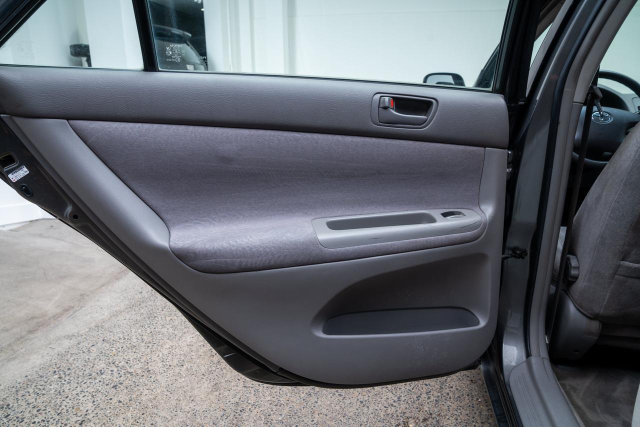 2002 Toyota Camry LE Portland OR