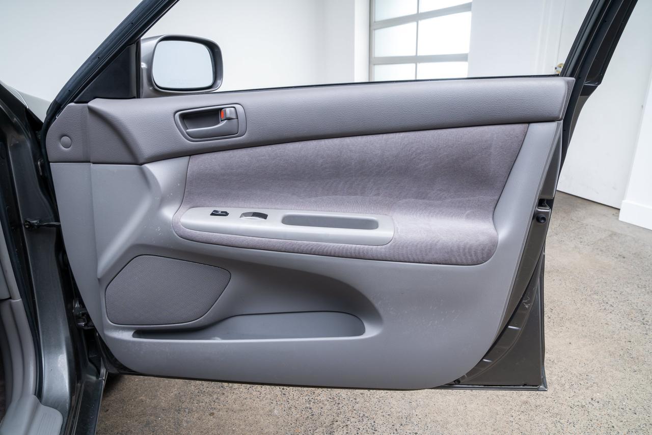 2002 Toyota Camry LE Portland OR