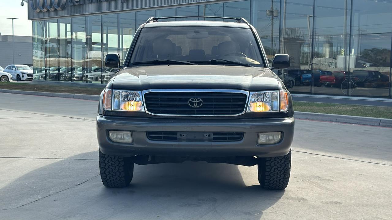 2002 Toyota Land Cruiser VX
