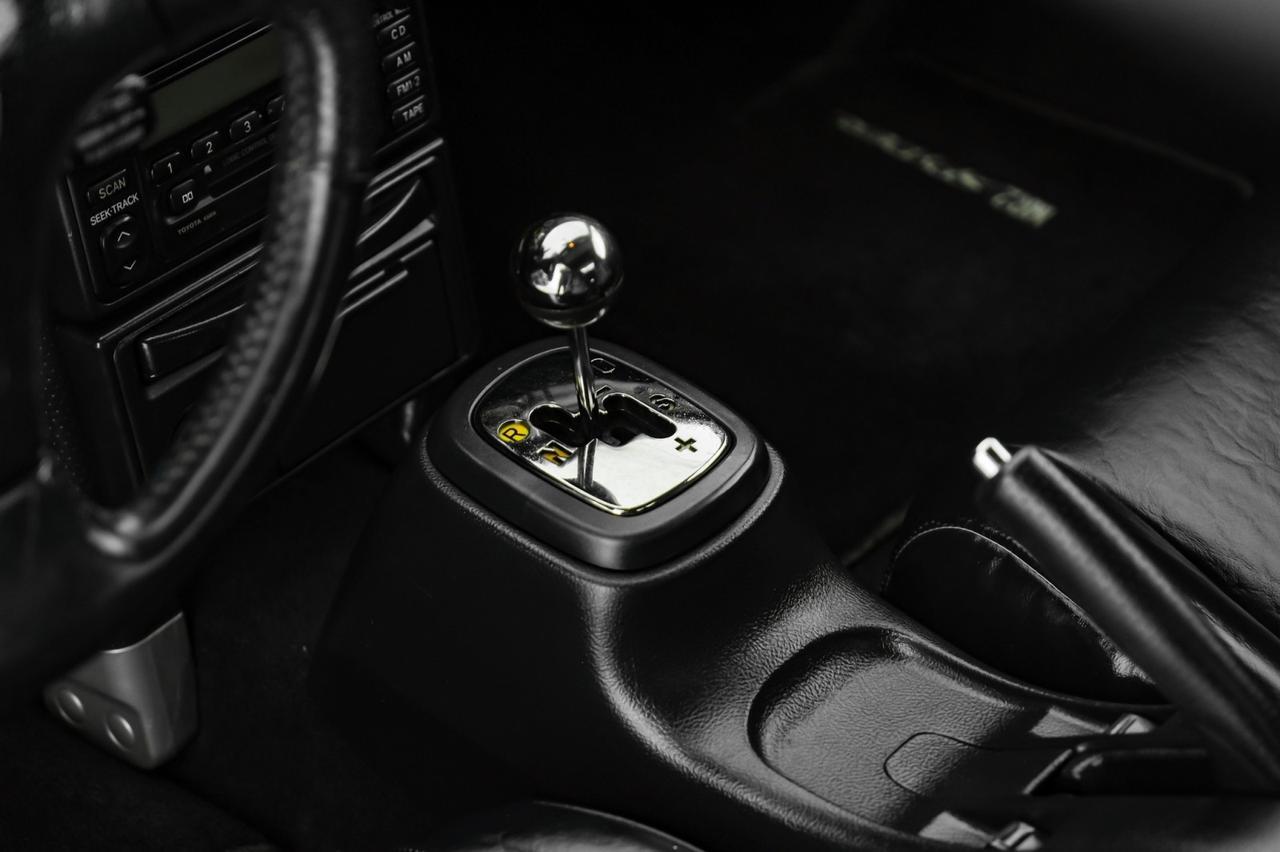 2002 Toyota MR2 Spyder AUTOMATIC LEATHER SEATS CRUISE CONTROL REMOTE KEYLESS ENTRY ALLOY WHEELS Carrollton TX