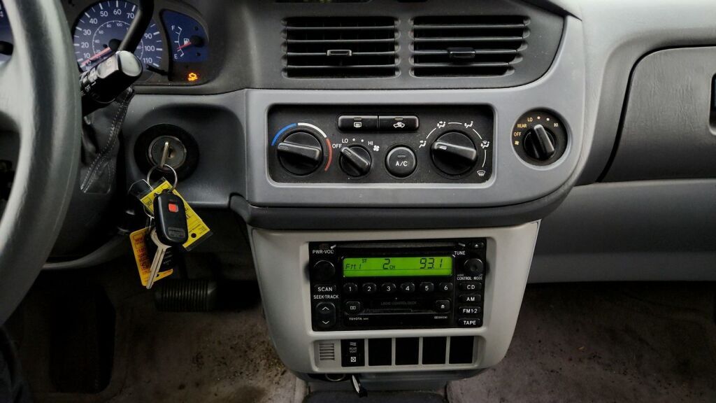 2002 Toyota Sienna LE Laurel MD