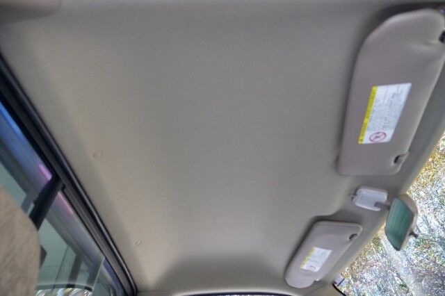 2002 Toyota Tacoma / Enhancement Package / Bed Topper! High Point NC