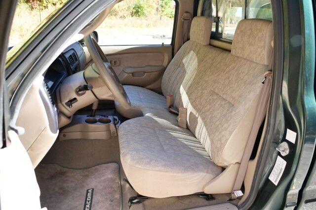 2002 Toyota Tacoma / Enhancement Package / Bed Topper! High Point NC