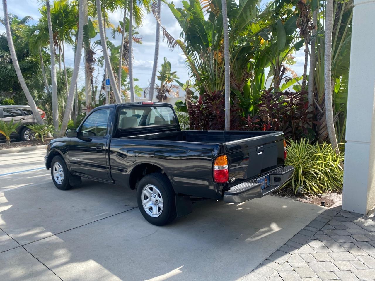 2002 Toyota Tacoma 1 OWNER AUTO AC 4 CYL Pompano Beach FL