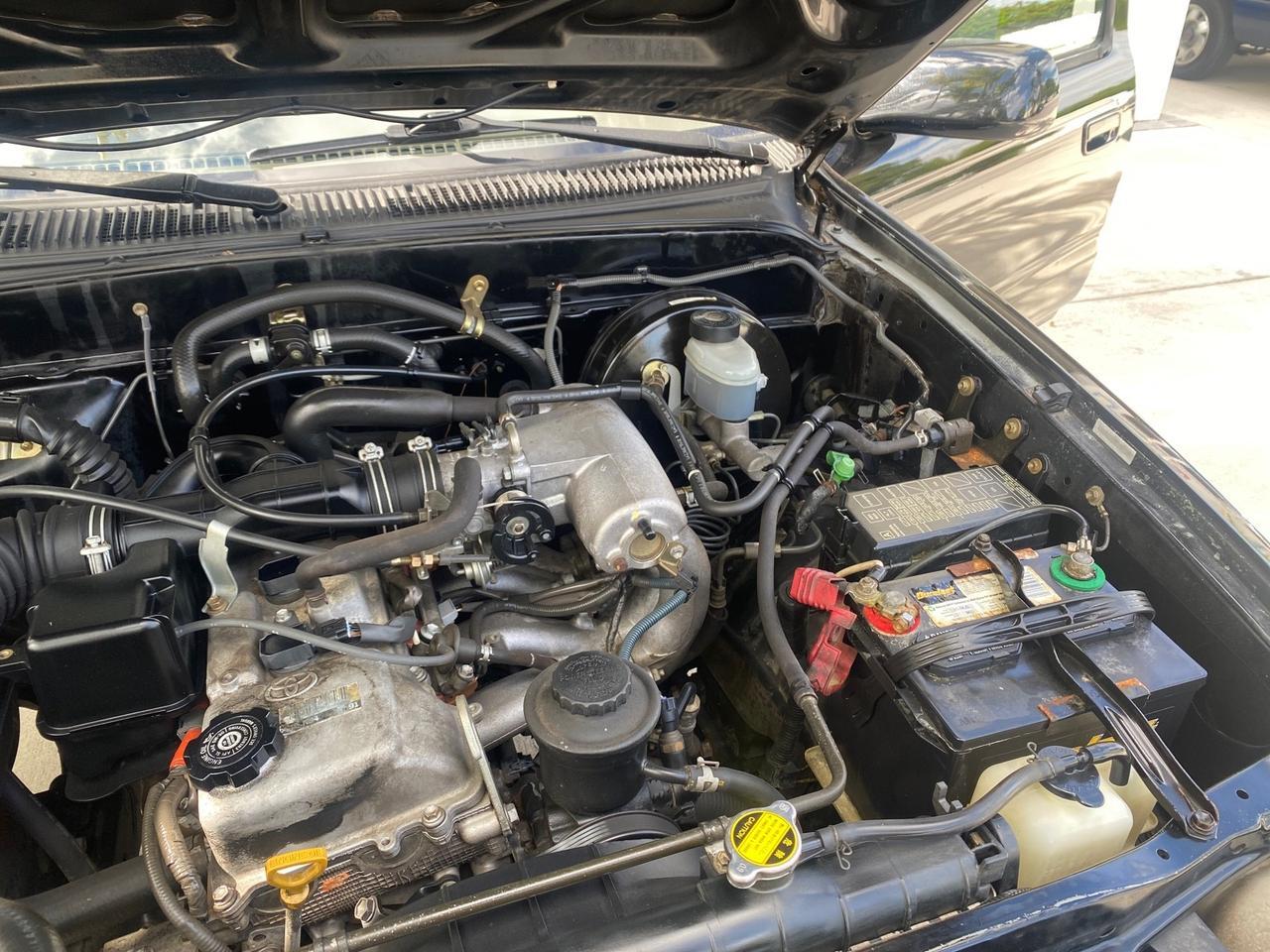 2002 Toyota Tacoma 1 OWNER AUTO AC 4 CYL Pompano Beach FL