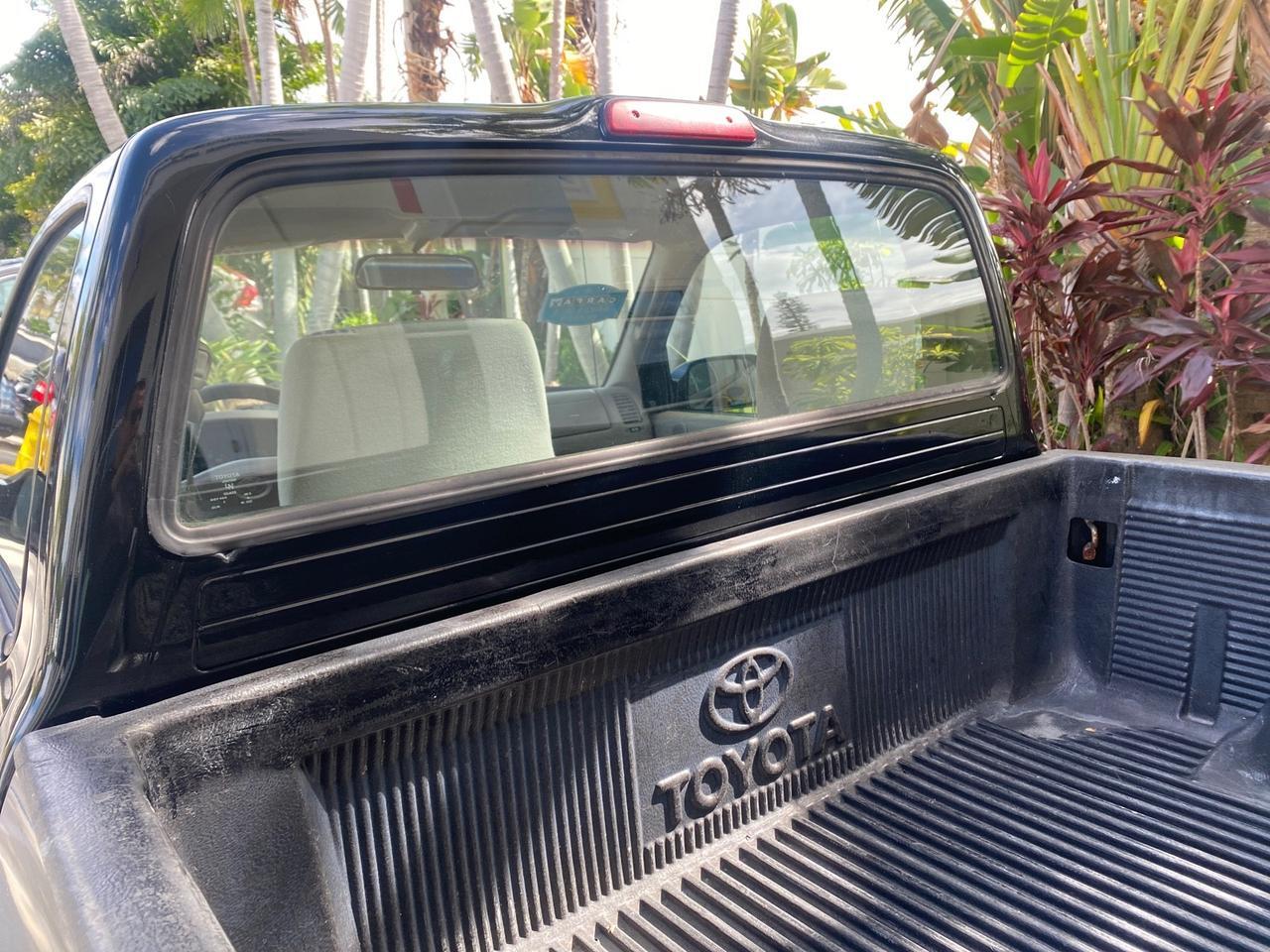 2002 Toyota Tacoma 1 OWNER AUTO AC 4 CYL Pompano Beach FL