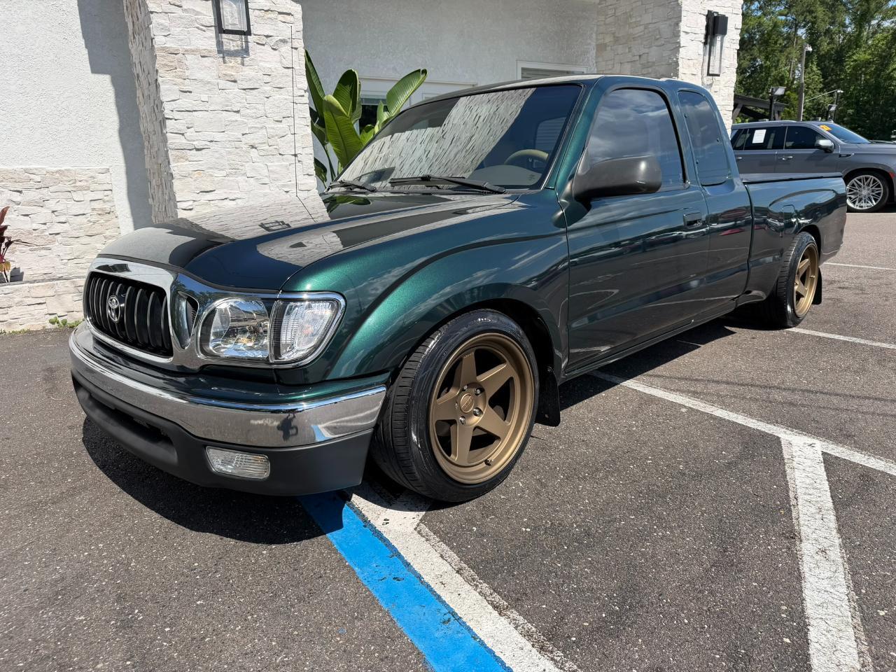 2002 Toyota Tacoma XtraCab Auto (Natl)