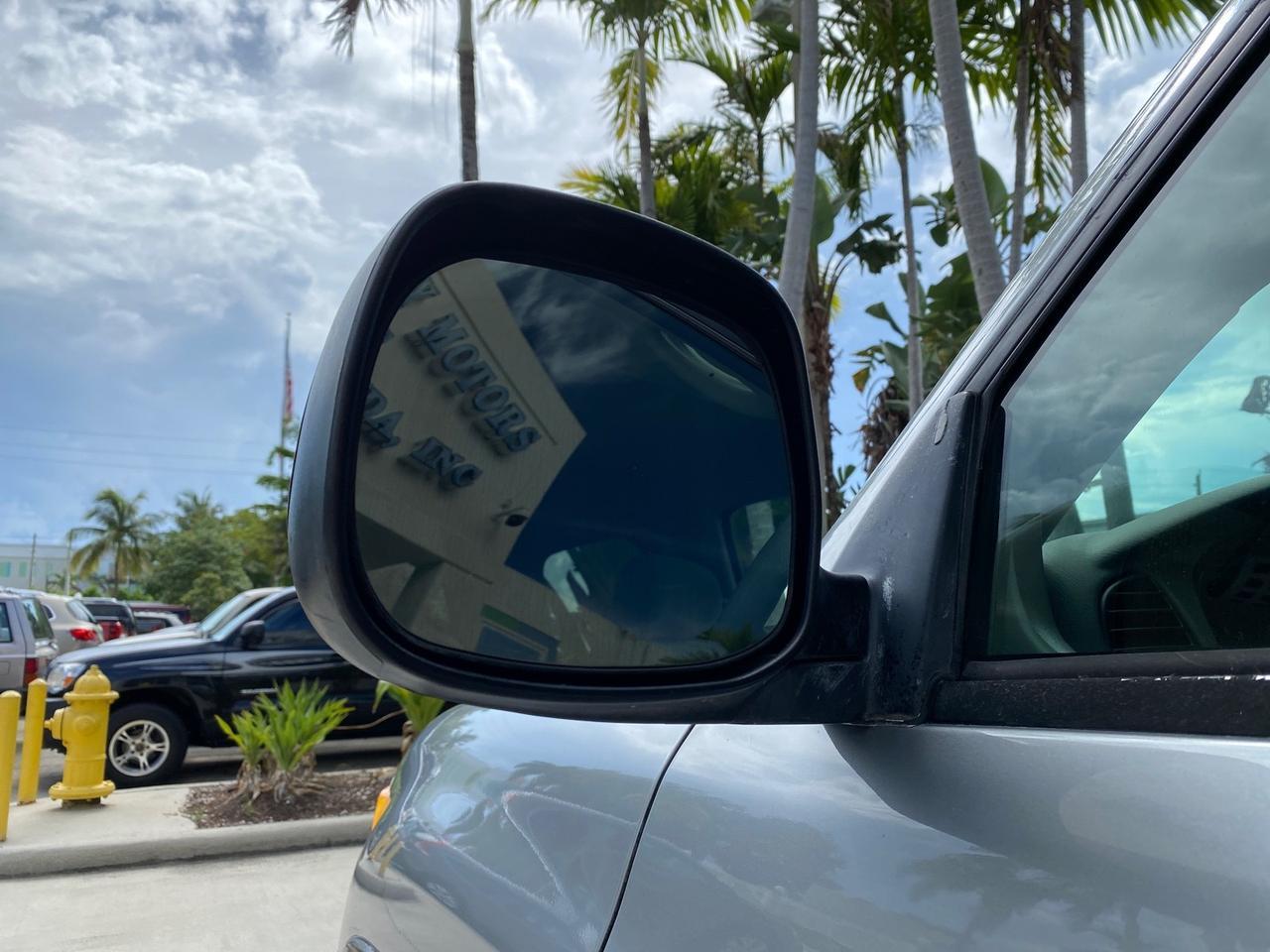 2002 Toyota Tundra SR5 LOW MILES 94,632 1 OWNER Pompano Beach FL