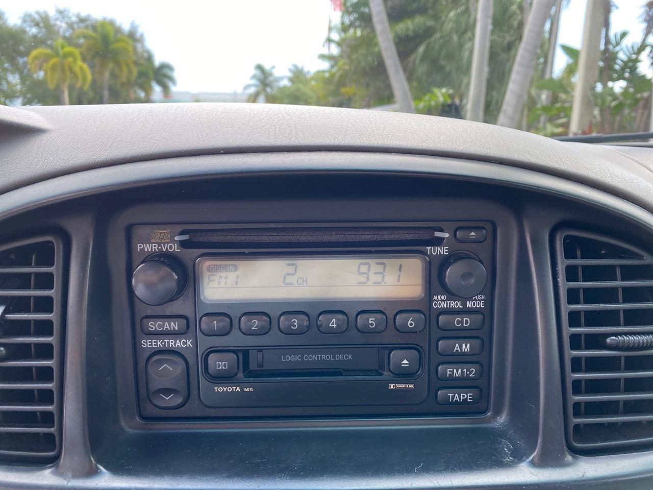 2002 Toyota Tundra SR5 LOW MILES 94,632 1 OWNER Pompano Beach FL