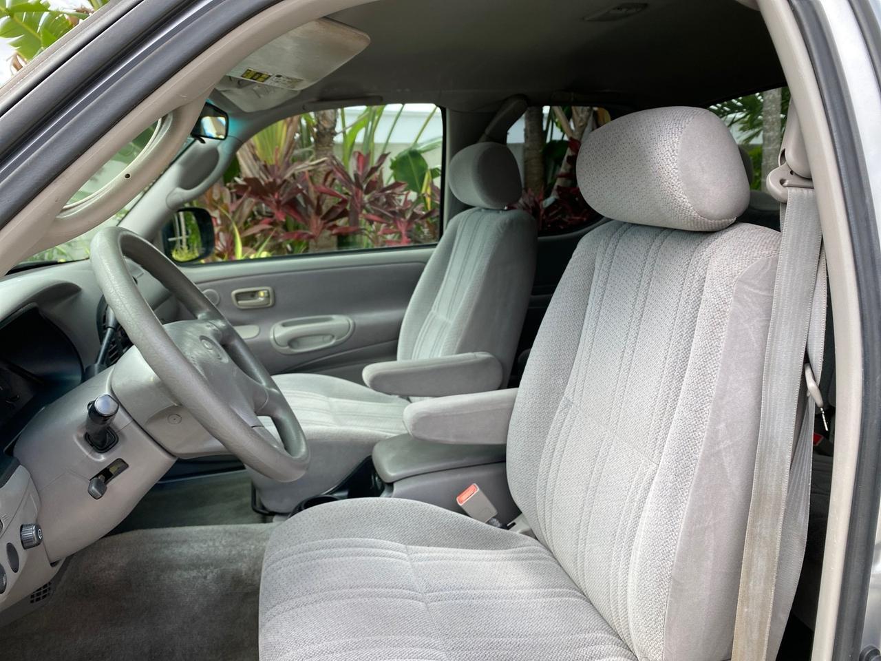 2002 Toyota Tundra SR5 LOW MILES 94,632 1 OWNER Pompano Beach FL