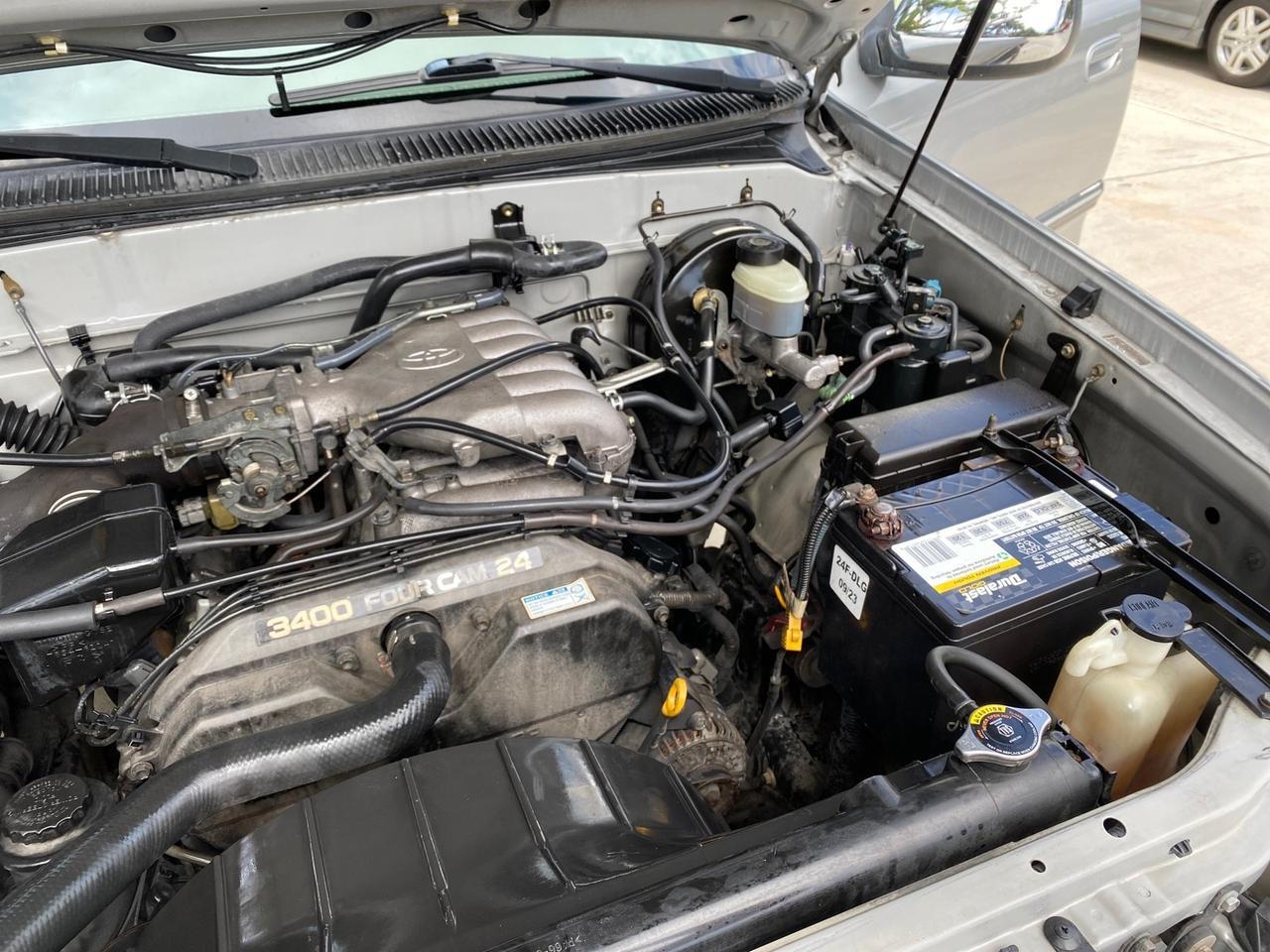 2002 Toyota Tundra SR5 LOW MILES 94,632 1 OWNER Pompano Beach FL