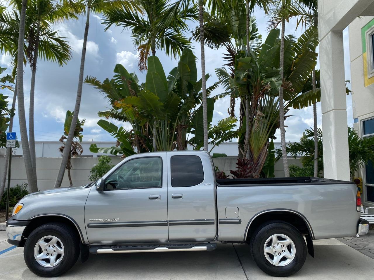 2002 Toyota Tundra SR5 LOW MILES 94,632 1 OWNER Pompano Beach FL