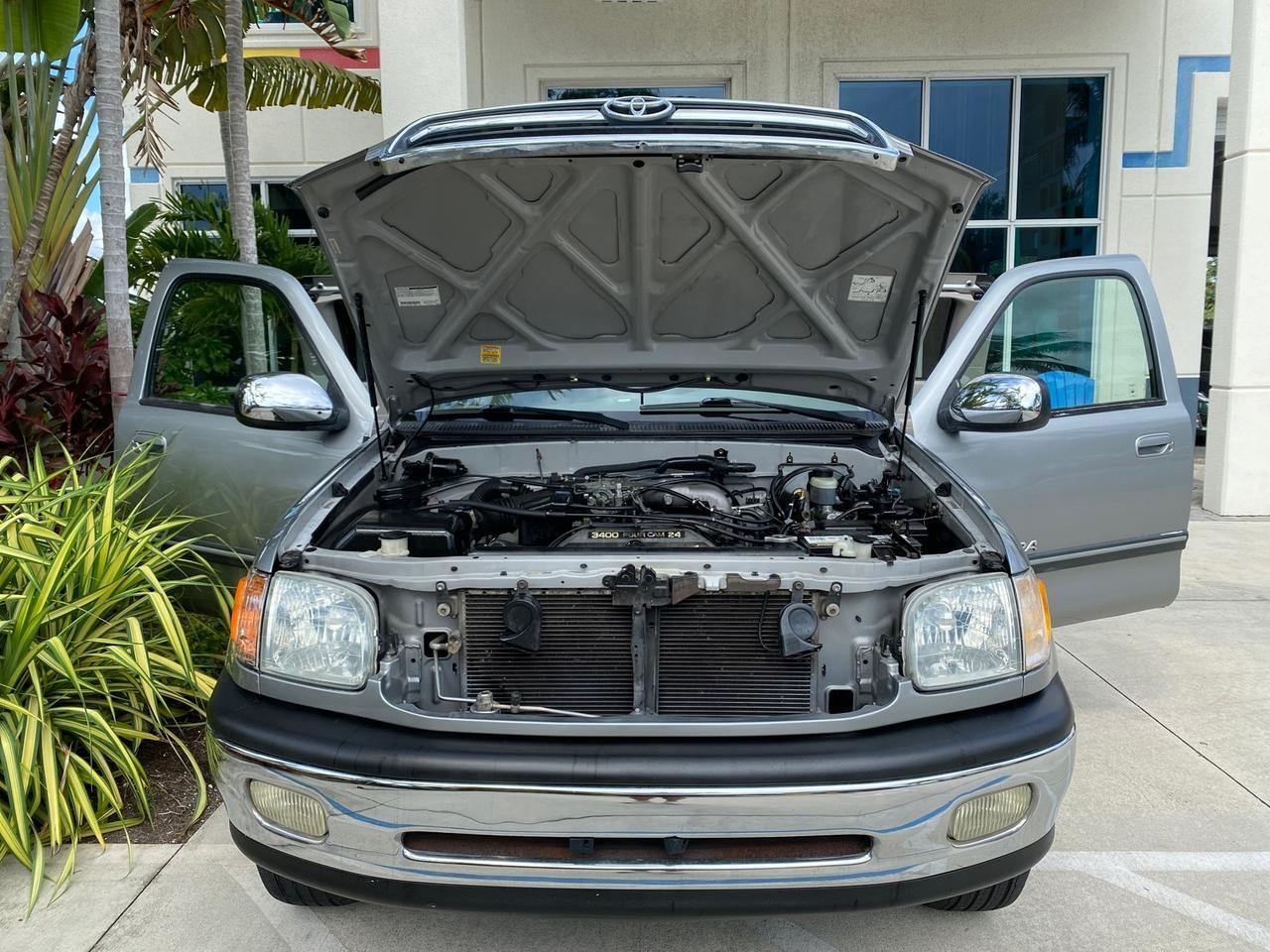 2002 Toyota Tundra SR5 LOW MILES 94,632 1 OWNER Pompano Beach FL