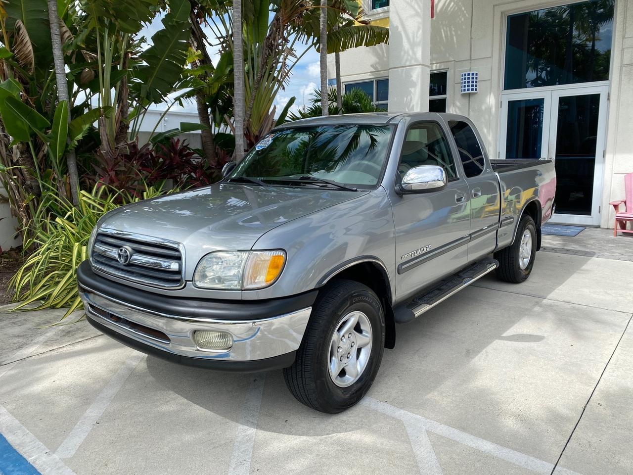 2002 Toyota Tundra SR5 LOW MILES 94,632 1 OWNER Pompano Beach FL