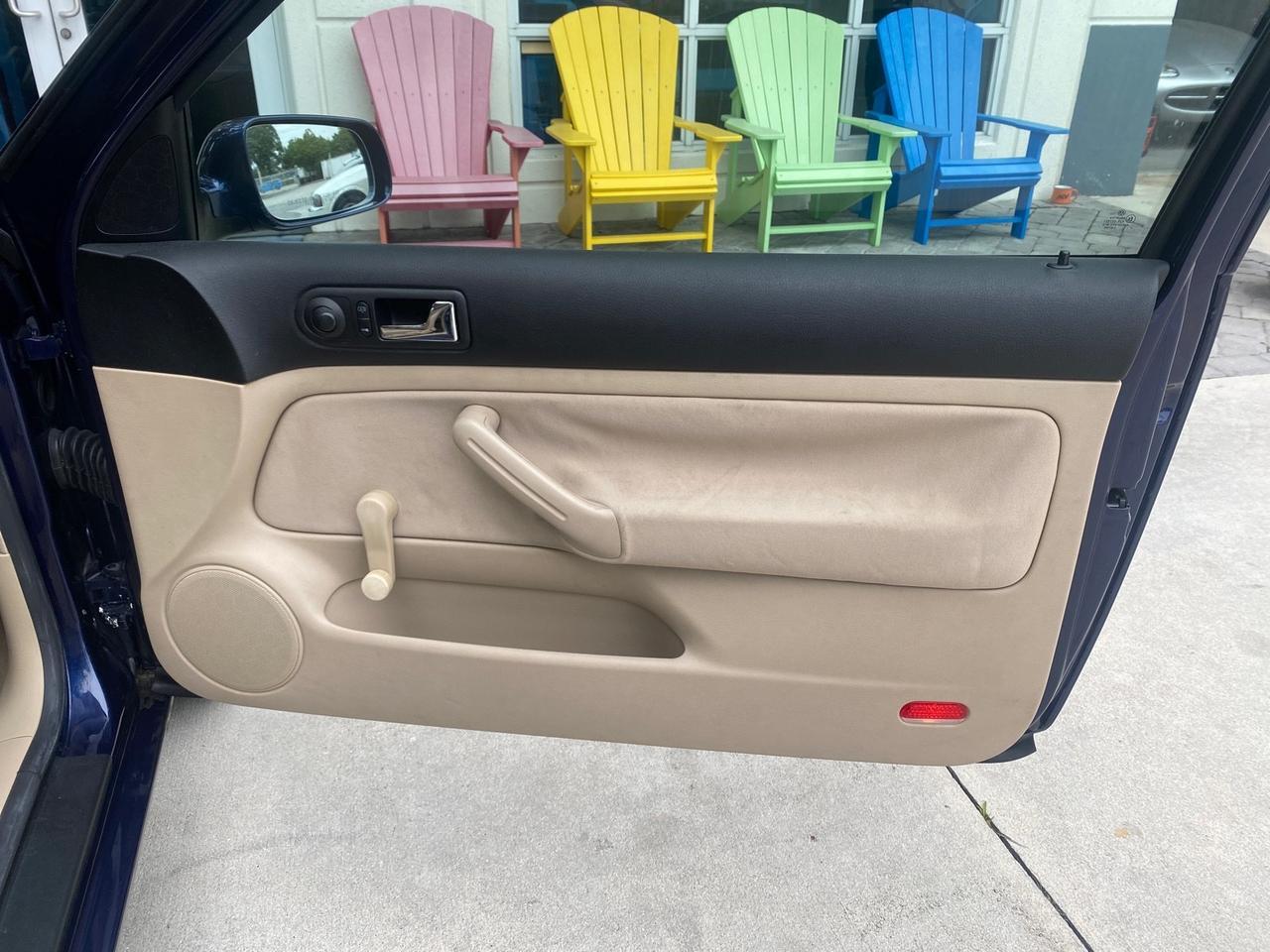 2002 Volkswagen Golf GL LOW MILES 39,298 1 OWNER Pompano Beach FL