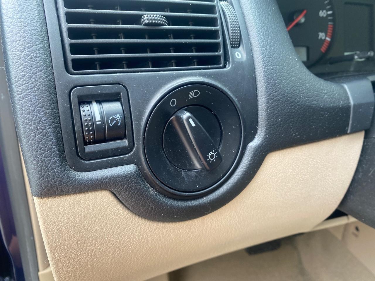 2002 Volkswagen Golf GL LOW MILES 39,298 1 OWNER Pompano Beach FL