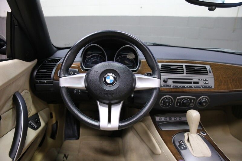 2003 BMW Z4 2.5i Plainview NY