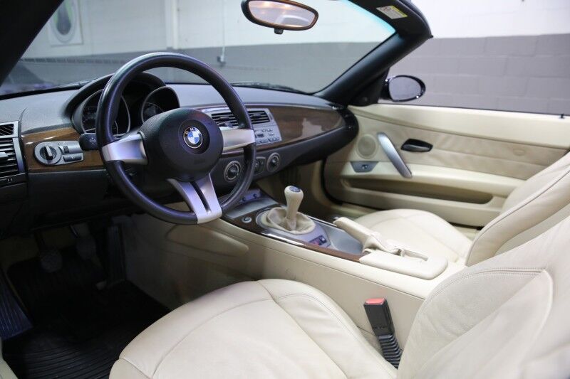 2003 BMW Z4 2.5i Plainview NY