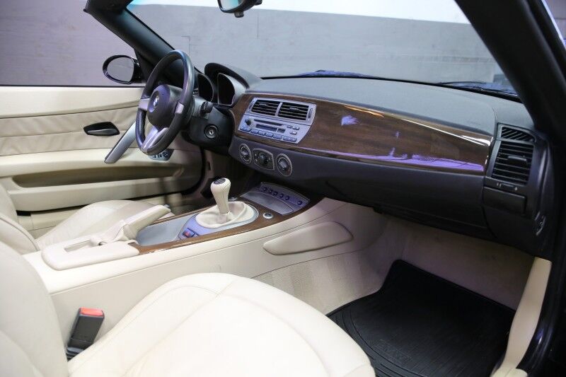 2003 BMW Z4 2.5i Plainview NY