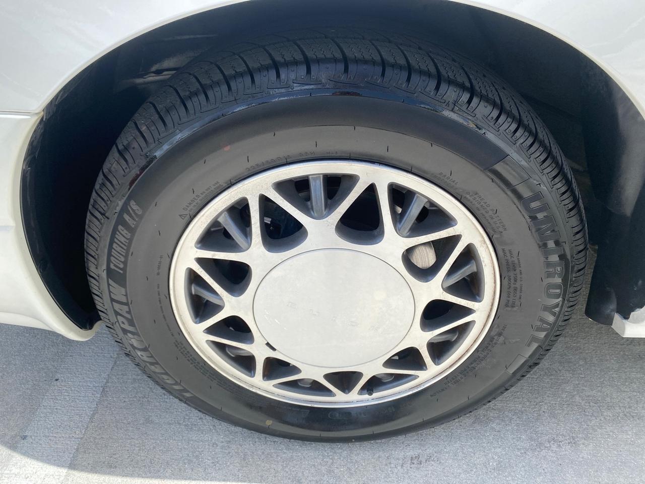 2003 Buick LeSabre Custom LOW MILES 32,880 1 OWNER Pompano Beach FL