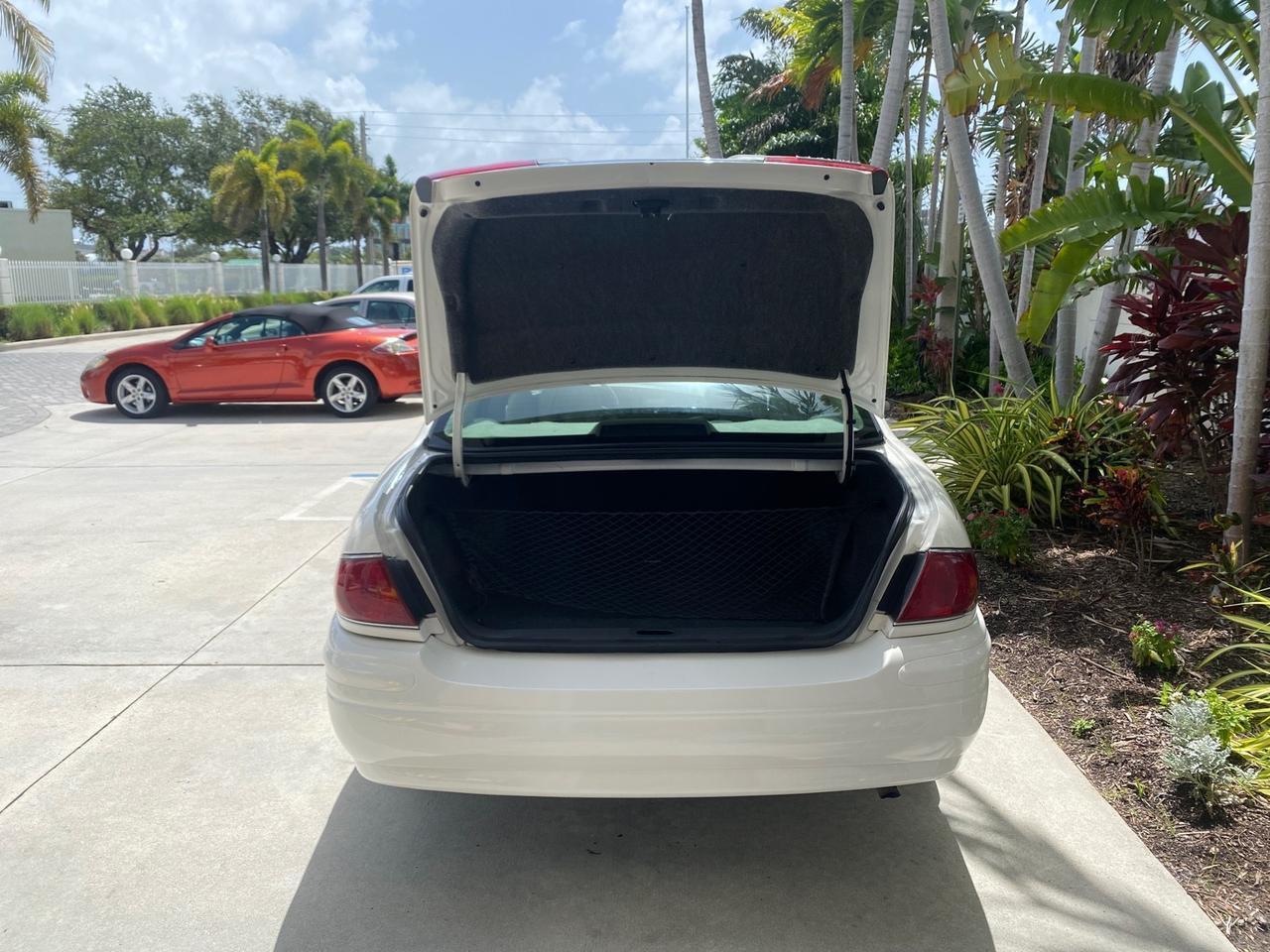 2003 Buick LeSabre Custom LOW MILES 32,880 1 OWNER Pompano Beach FL