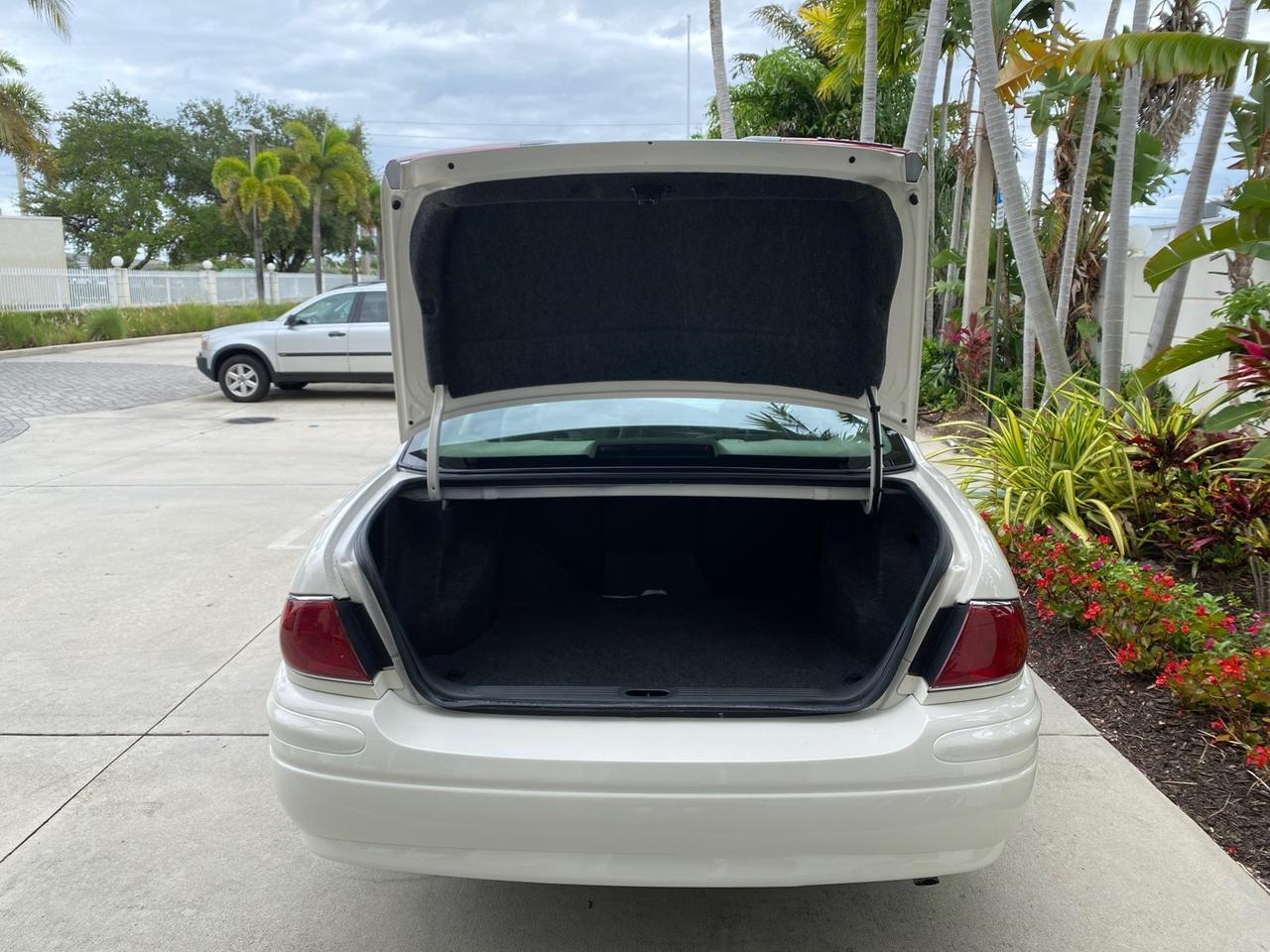 2003 Buick LeSabre LEATHER LOADED LOW MILES 25,425 Pompano Beach FL