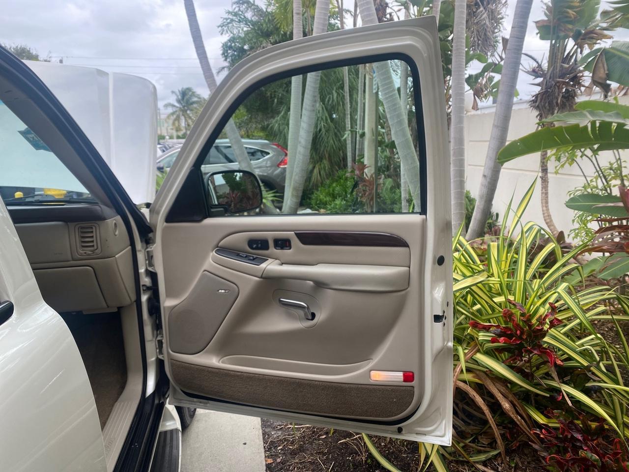 2003 Cadillac Escalade ESV 4WD/AWD Pompano Beach FL