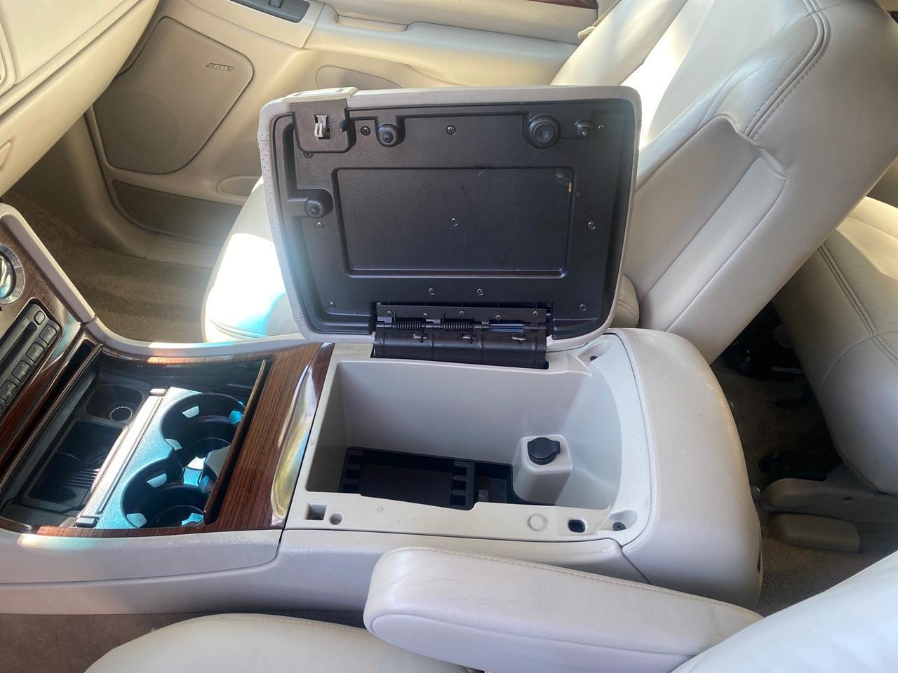 2003 Cadillac Escalade ESV SUV PEARL WHITE 4WD/AWD Pompano Beach FL