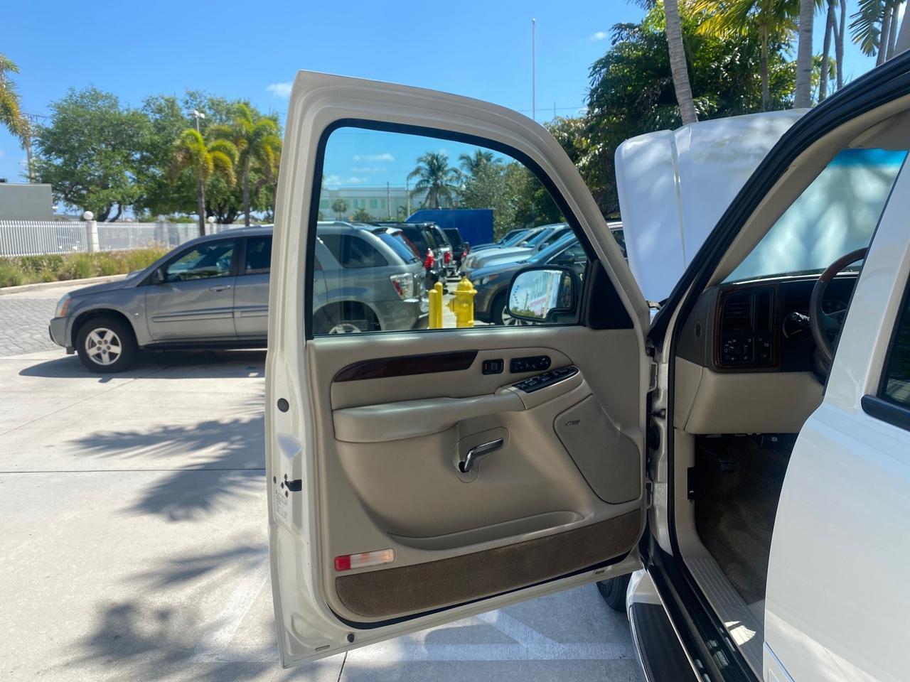 2003 Cadillac Escalade ESV SUV PEARL WHITE 4WD/AWD Pompano Beach FL