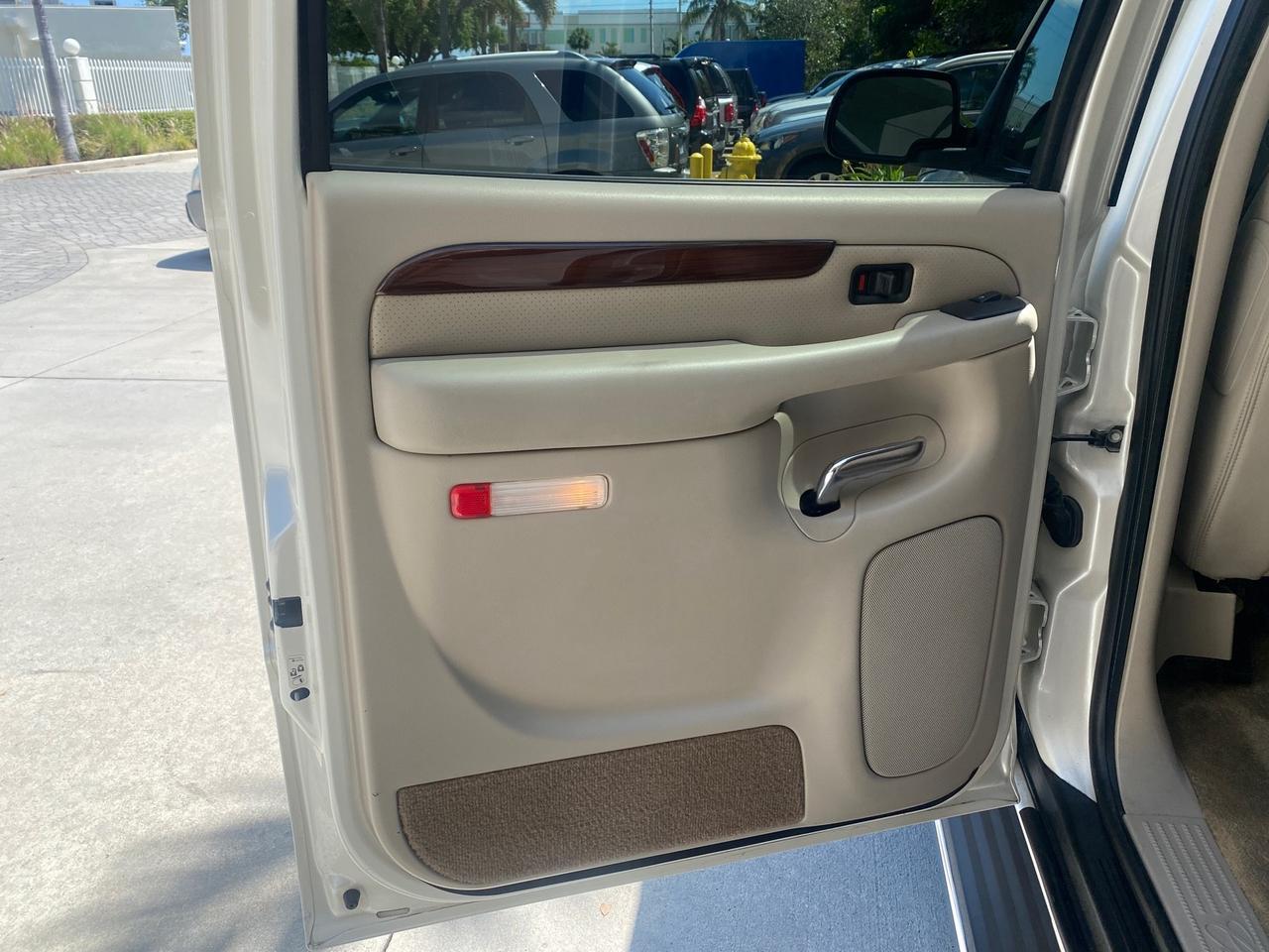 2003 Cadillac Escalade ESV SUV PEARL WHITE 4WD/AWD Pompano Beach FL