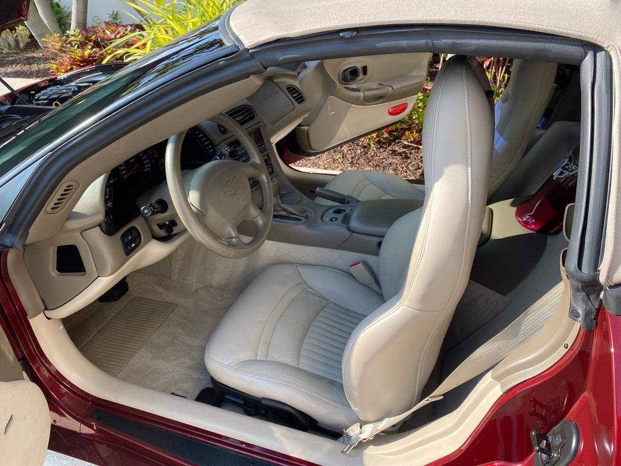 2003 Chevrolet Corvette 50TH CONVERTIBLE LOW MILES 6,742 Pompano Beach FL