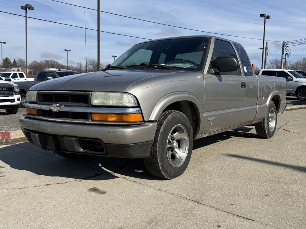 2003 Chevrolet S-10 LS