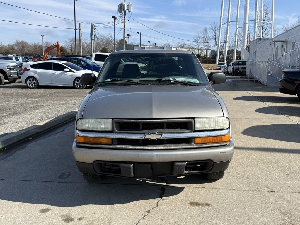 2003 Chevrolet S-10 LS Crestwood KY