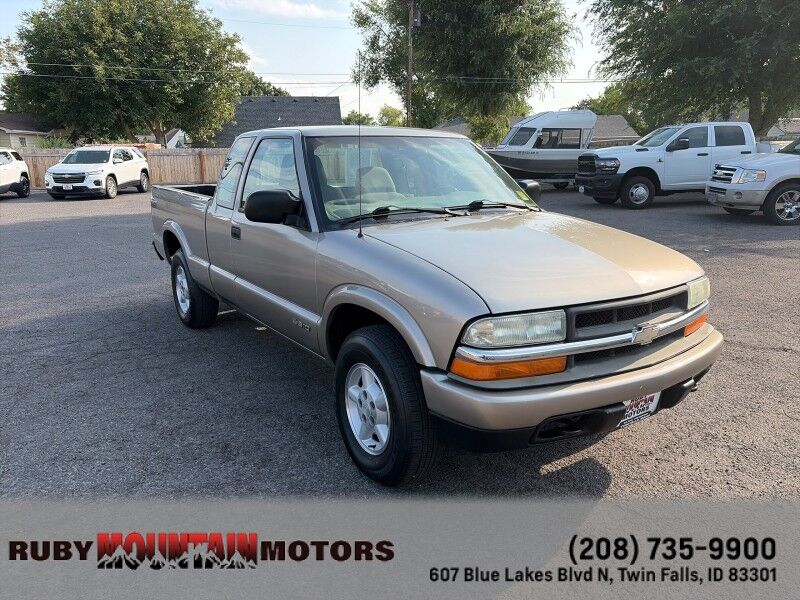 2003 Chevrolet S-10 LS