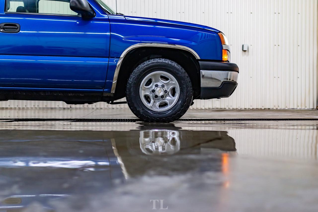 2003 Chevrolet Silverado 1500 4x2 Ext Cab LT Red Deer AB