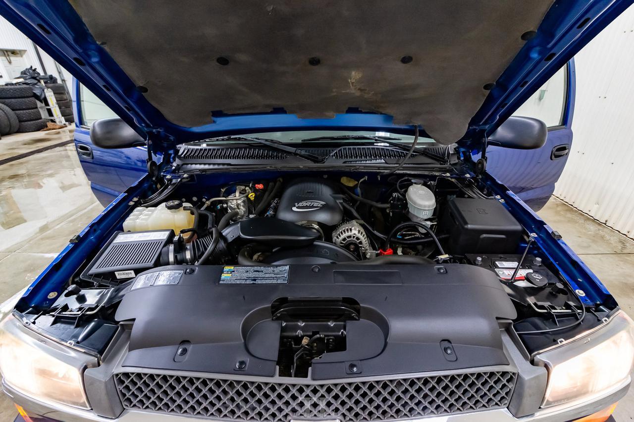 2003 Chevrolet Silverado 1500 4x2 Ext Cab LT Red Deer AB