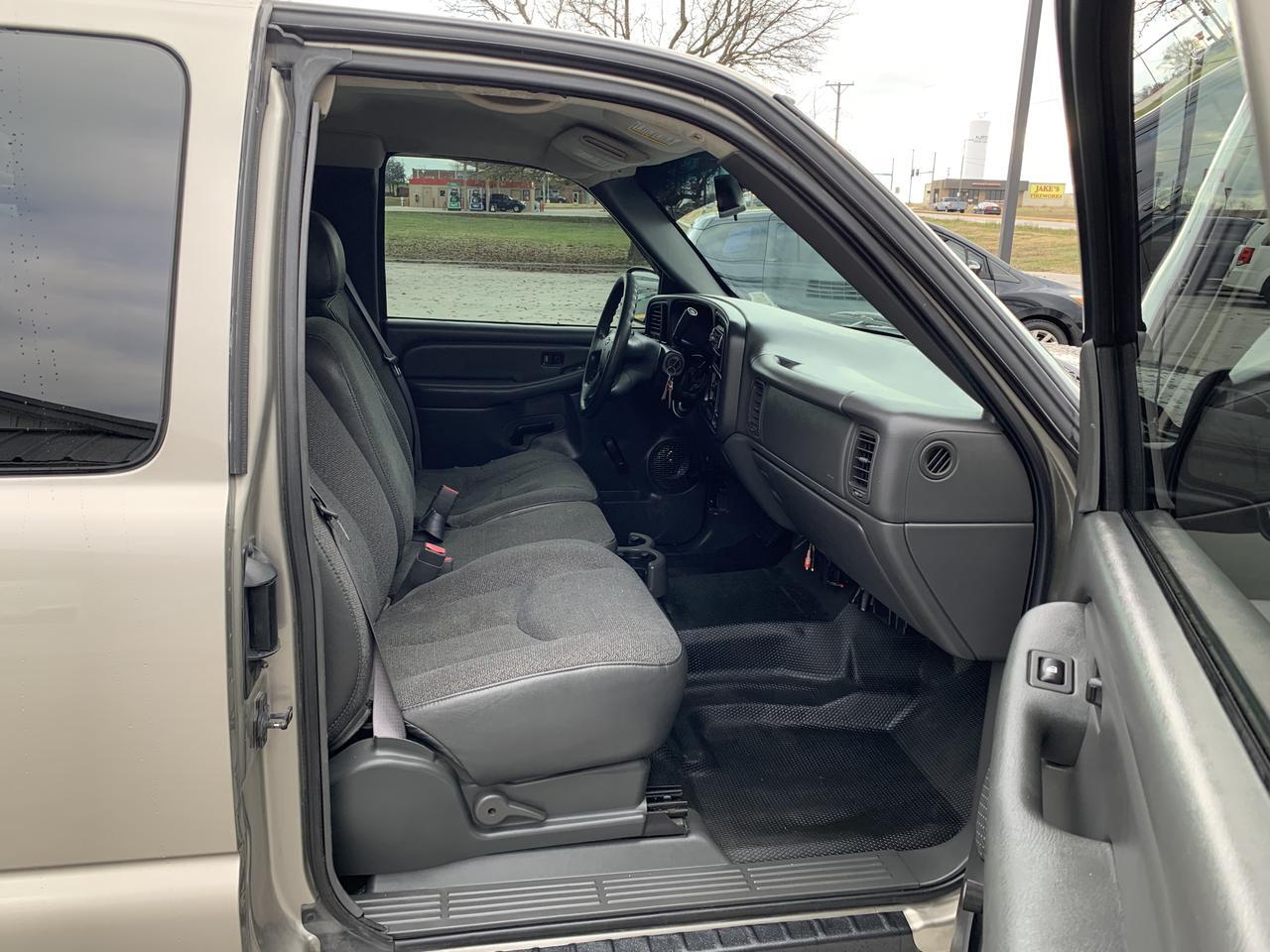 2003 Chevrolet Silverado 1500 Extended Cab Pickup 4D 6 1/2 ft Aurora MO