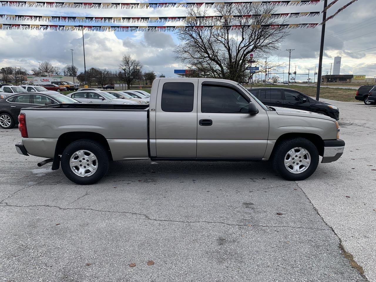 2003 Chevrolet Silverado 1500 Extended Cab Pickup 4D 6 1/2 ft Aurora MO