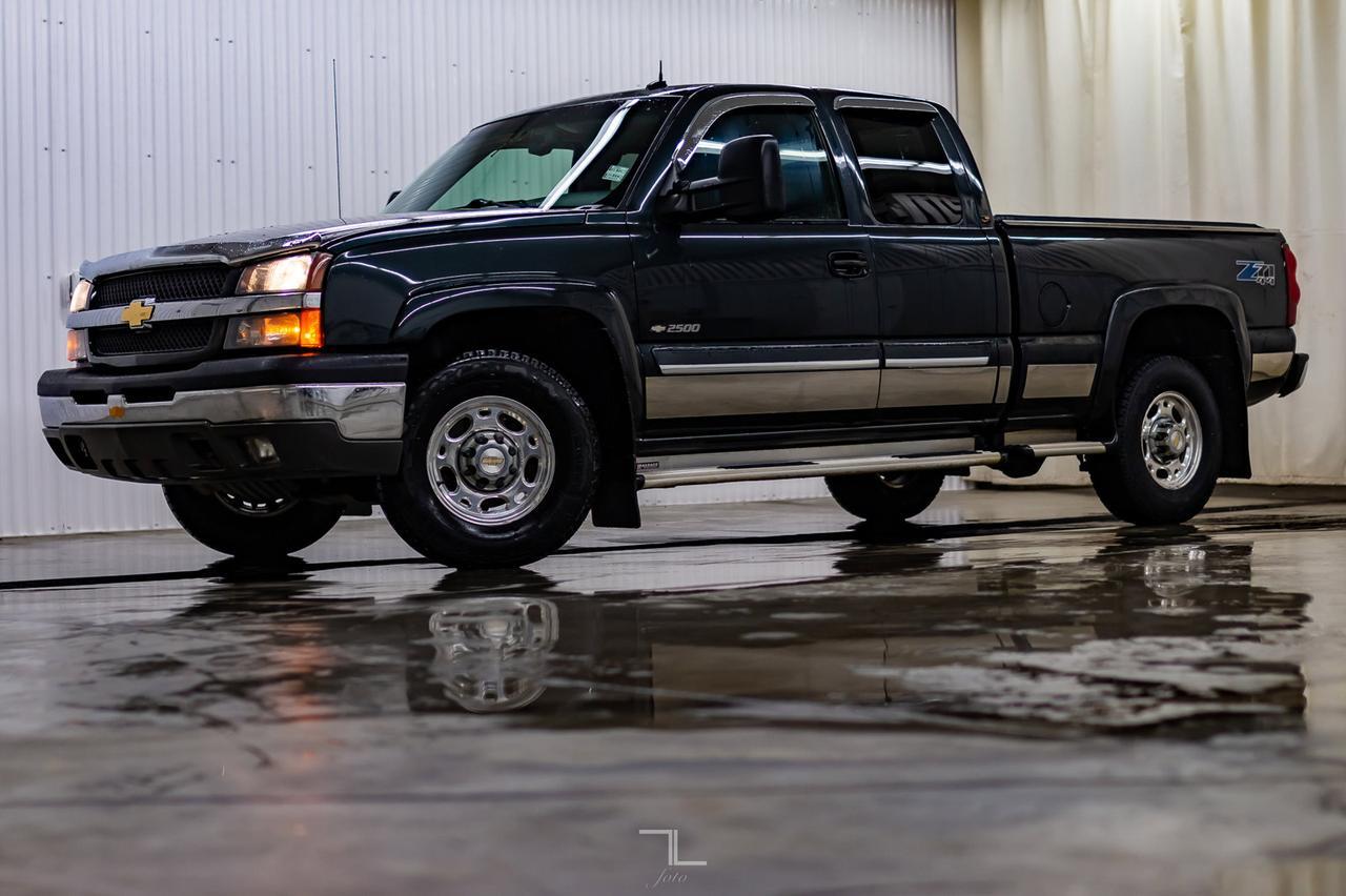 2003 Chevrolet Silverado 2500 4x4 Ext Cab LT Z71 Leather Bose Red Deer AB
