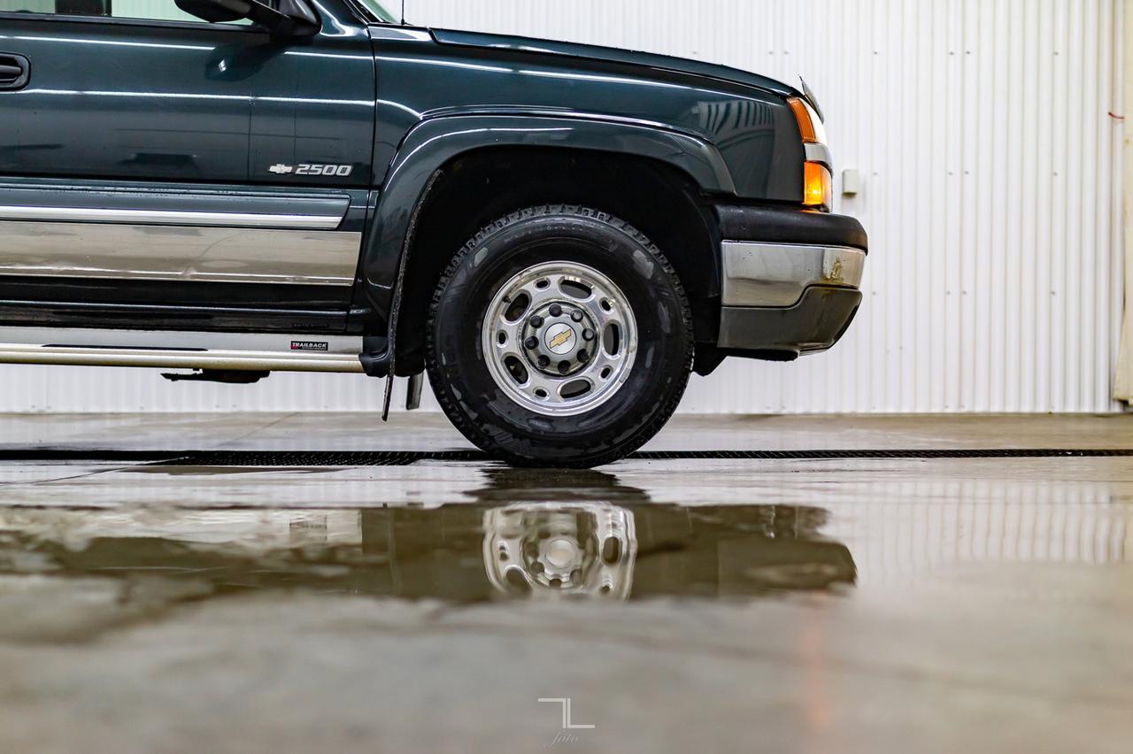 2003 Chevrolet Silverado 2500 4x4 Ext Cab LT Z71 Leather Bose Red Deer AB