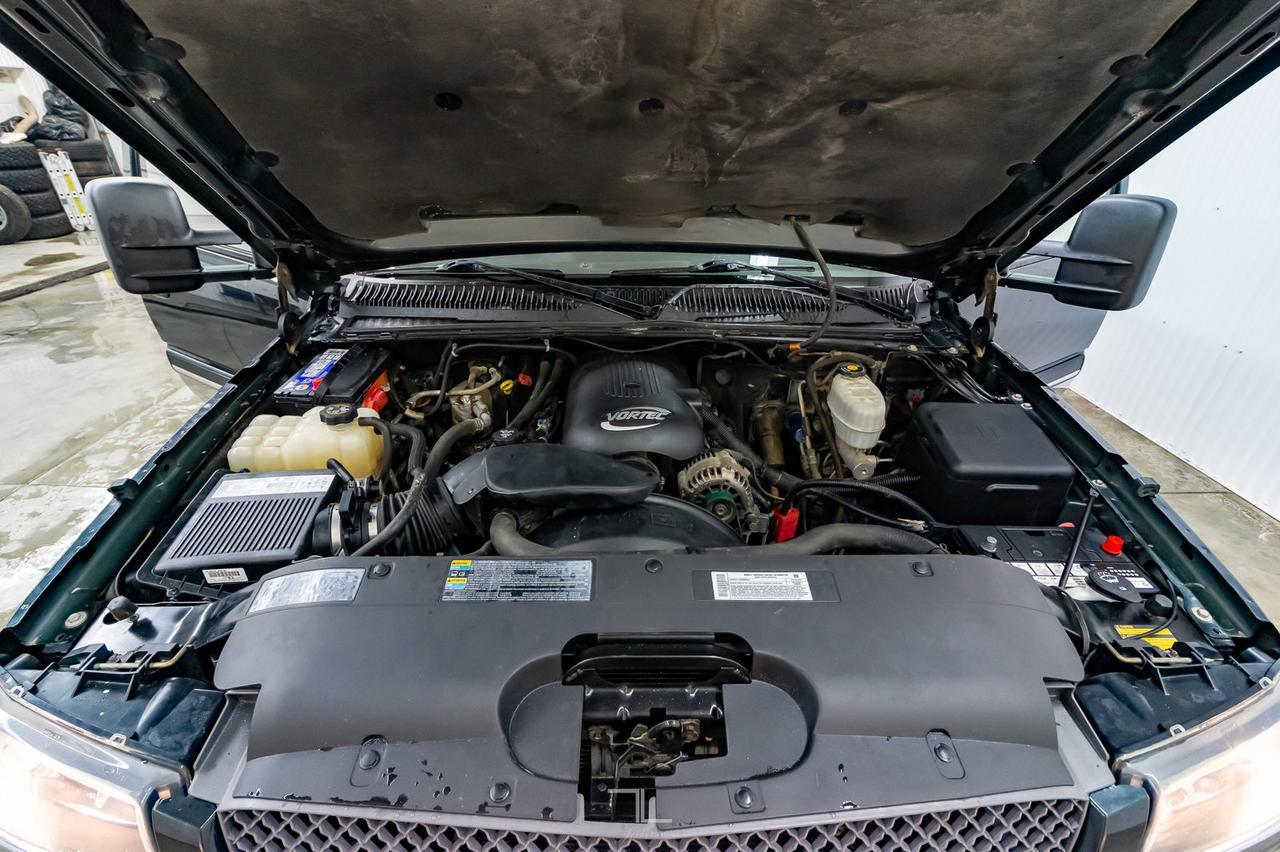 2003 Chevrolet Silverado 2500 4x4 Ext Cab LT Z71 Leather Bose Red Deer AB