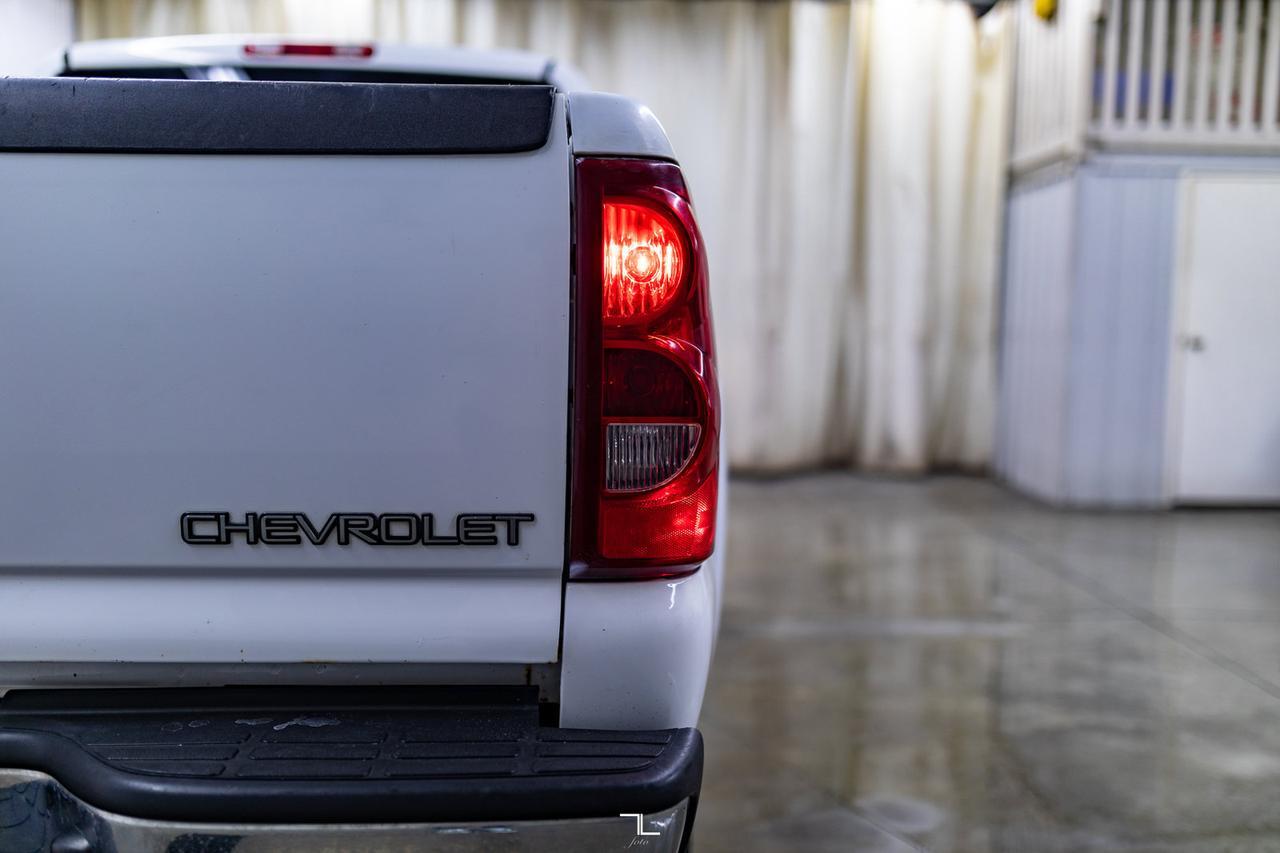 2003 Chevrolet Silverado 2500HD 4x4 Ext Cab LS Red Deer AB