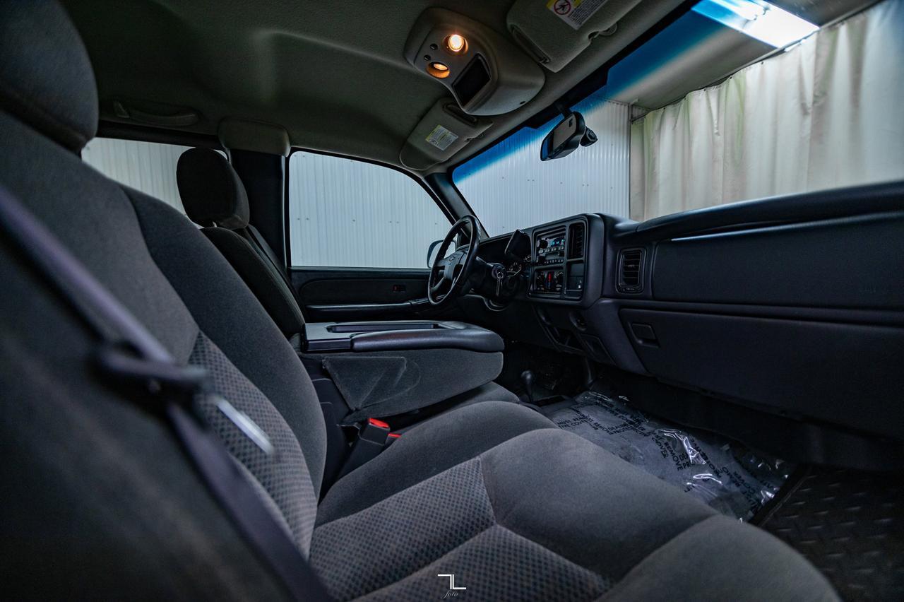 2003 Chevrolet Silverado 2500HD 4x4 Ext Cab LS Red Deer AB