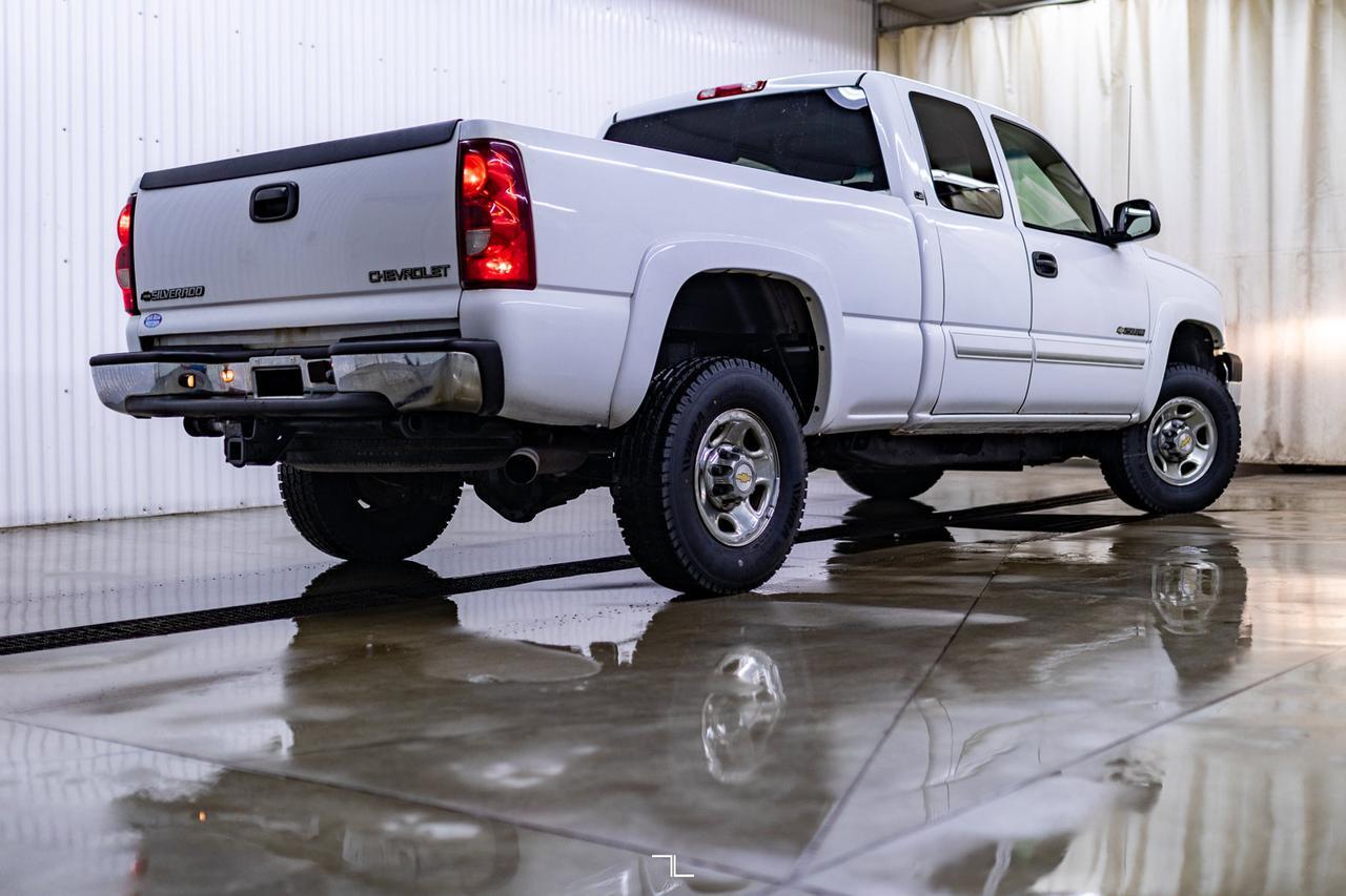 2003 Chevrolet Silverado 2500HD 4x4 Ext Cab LS Red Deer AB