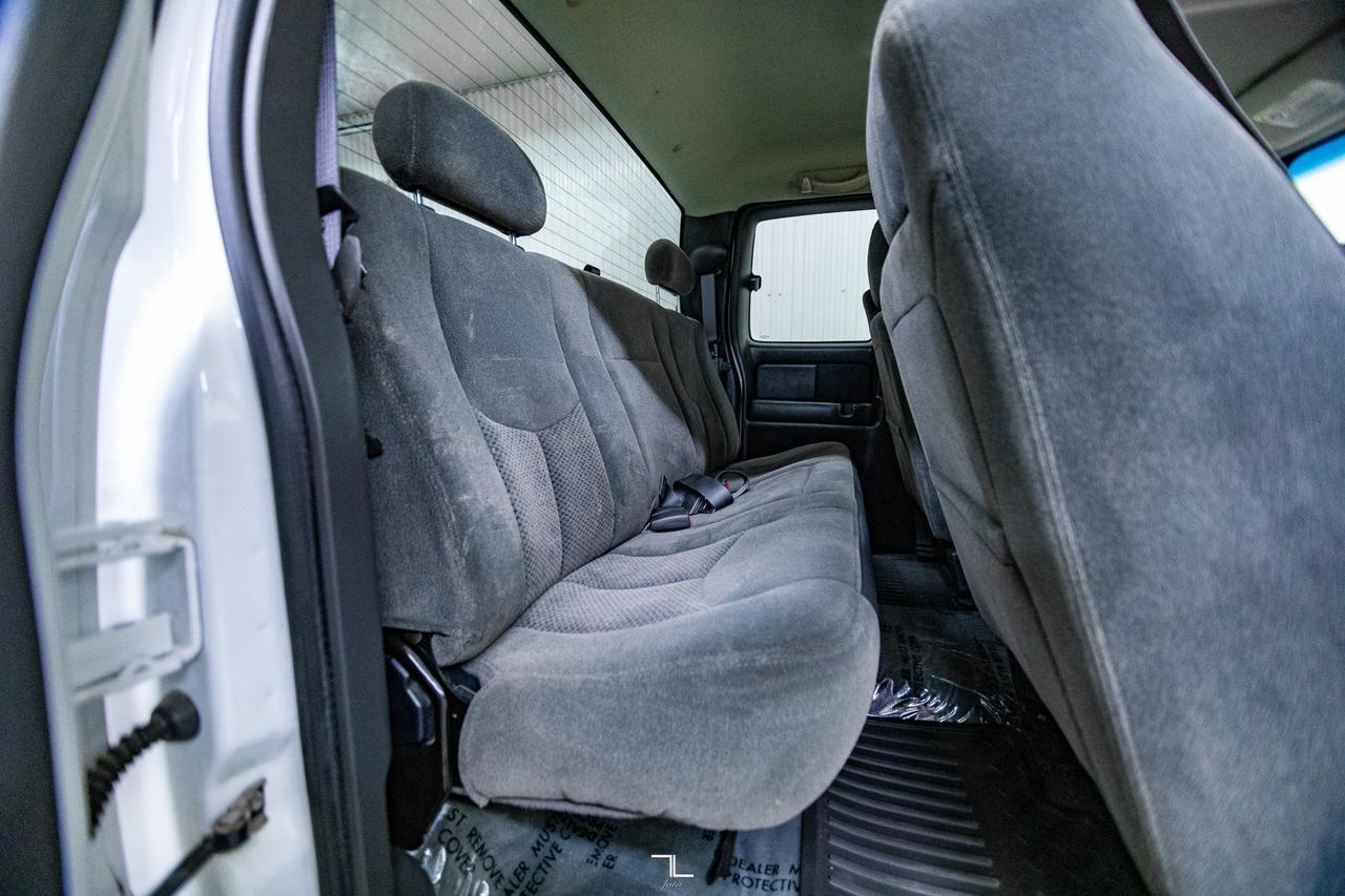 2003 Chevrolet Silverado 2500HD 4x4 Ext Cab LS Red Deer AB