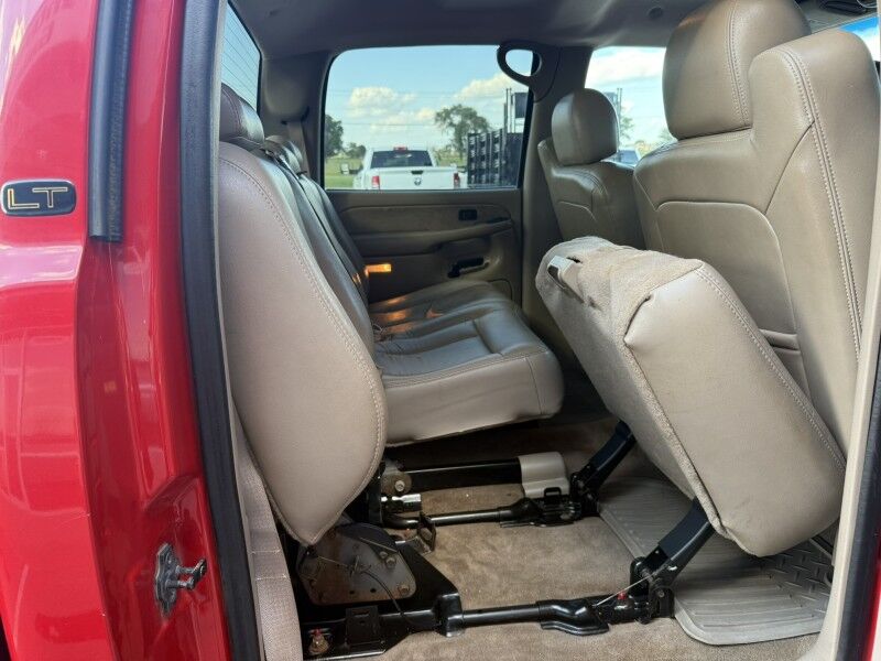 2003 Chevrolet Silverado 3500HD LT photo 21