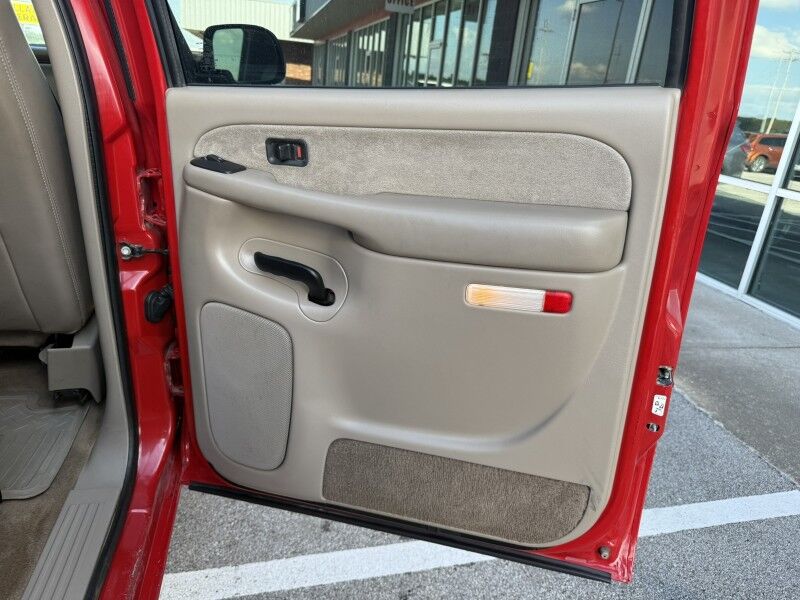 2003 Chevrolet Silverado 3500HD LT photo 19