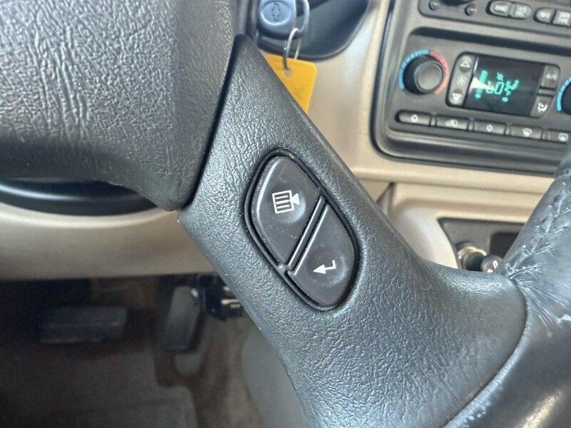 2003 Chevrolet Silverado 3500HD LT photo 35
