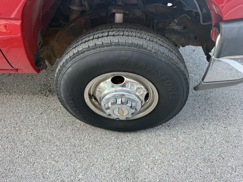 2003 Chevrolet Silverado 3500HD LT photo 5