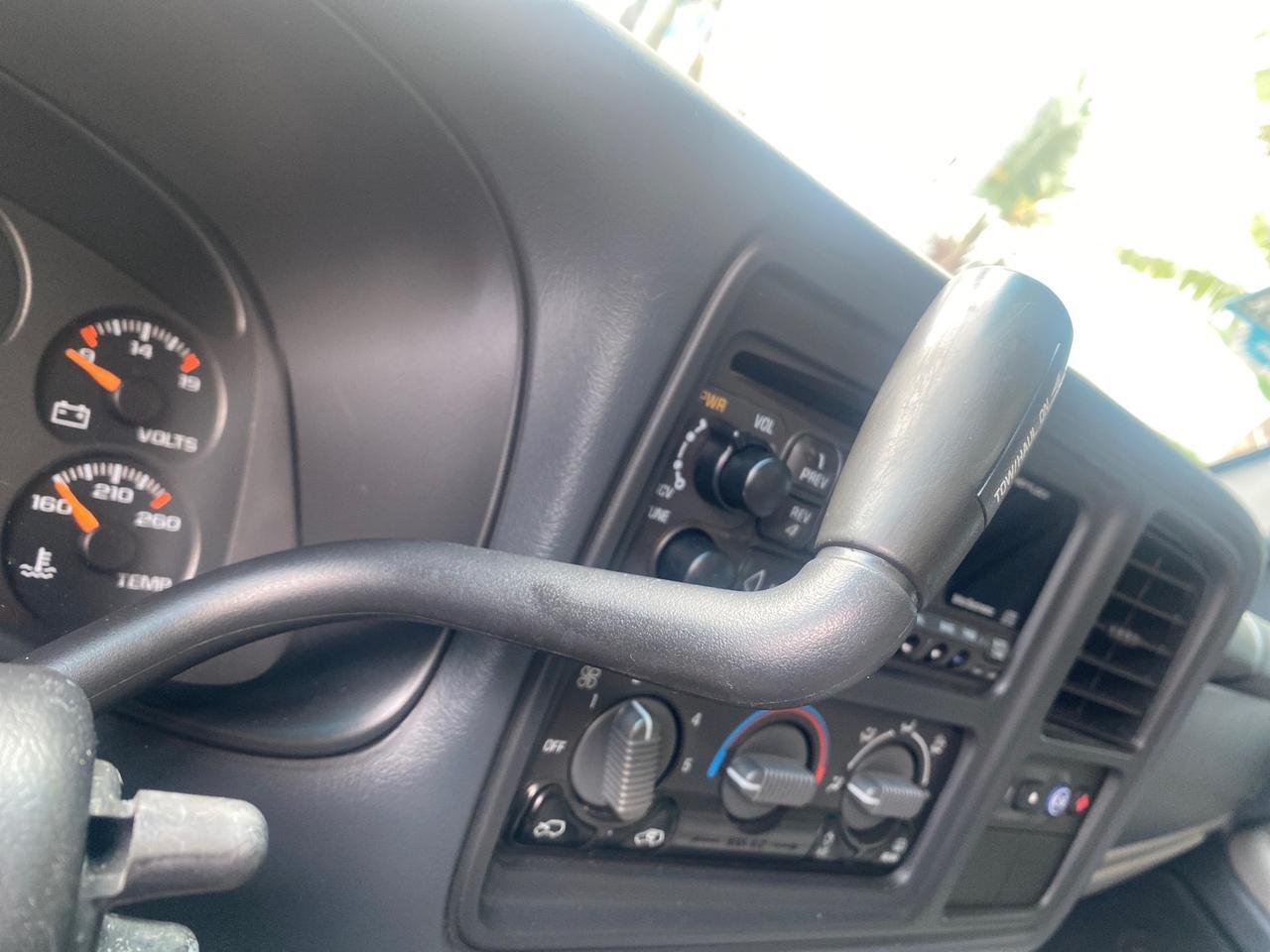 2003 Chevrolet Suburban LS 1 OWNER 4 WHEEL DRIVE Pompano Beach FL